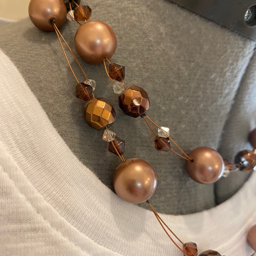 Ann Taylor Necklace - Picture 3 of 3